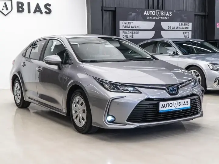 Toyota Corolla XII 1.8 HSD Business