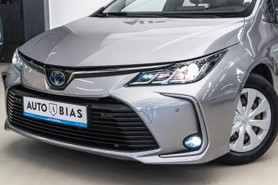 Toyota Corolla XII 1.8 HSD Business — imagine 10