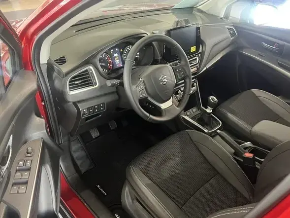 Suzuki S-Cross 1.4 Boosterjet 6MT MHEV Luxus