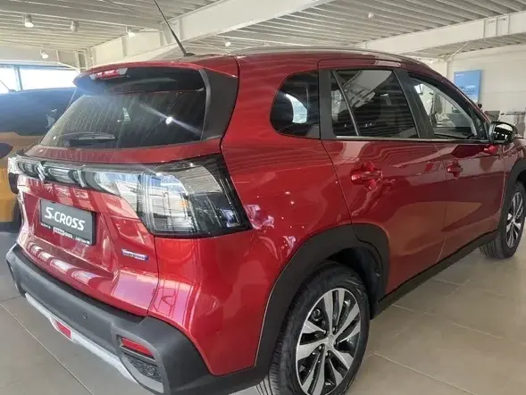 Suzuki S-Cross 1.4 Boosterjet 6MT MHEV Luxus