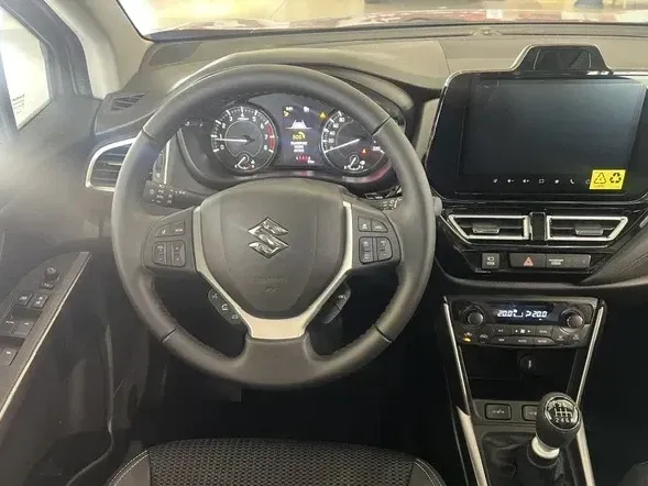Suzuki S-Cross 1.4 Boosterjet 6MT MHEV Luxus — imagine 7