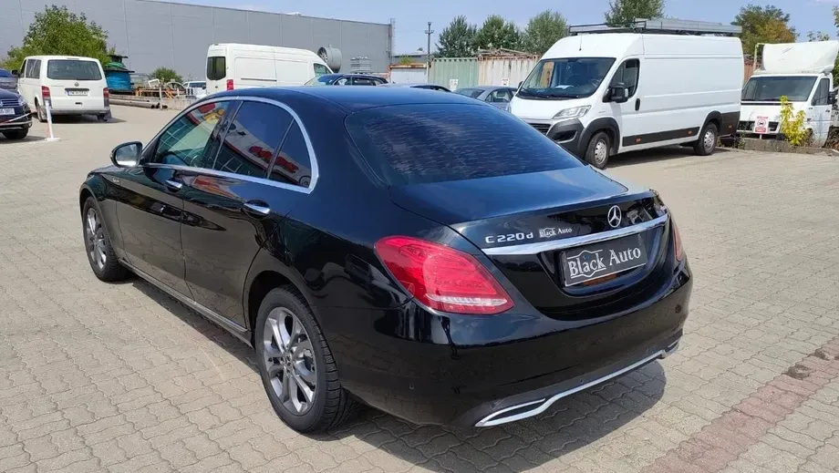Mercedes-Benz C W205 220 d 4MATIC Aut. — imagine 4