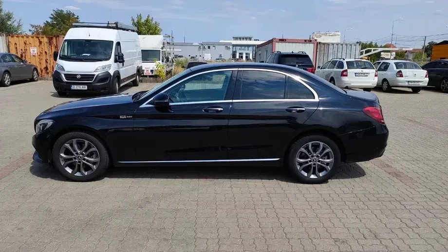 Mercedes-Benz C W205 220 d 4MATIC Aut. — imagine 5