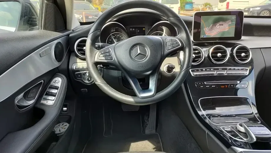 Mercedes-Benz C W205 220 d 4MATIC Aut. — imagine 9