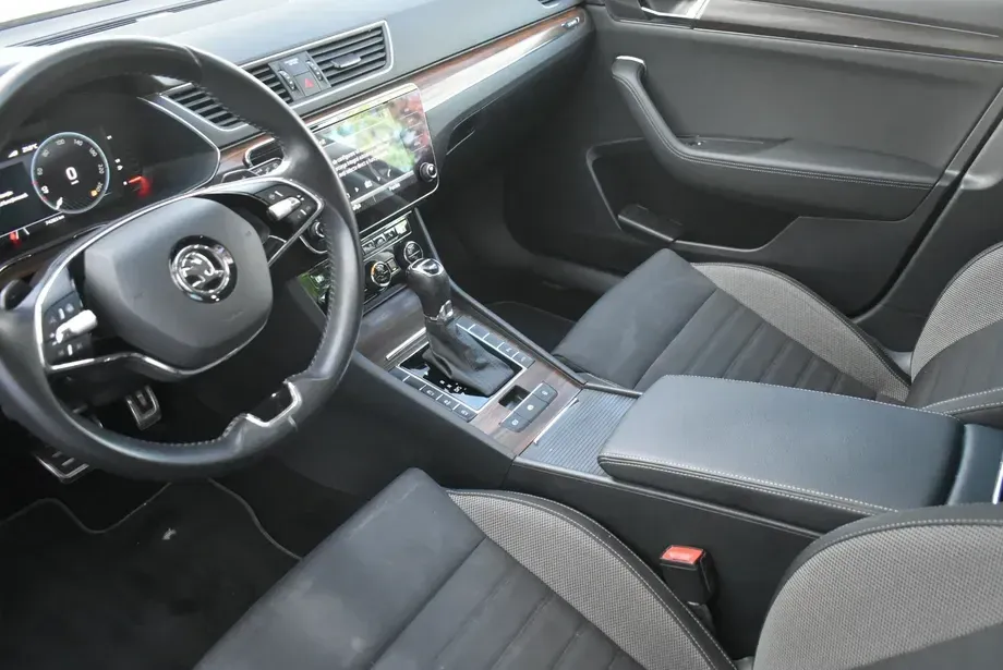 Škoda Superb III 2.0 TDI 4X4 DSG Scout — imagine 6