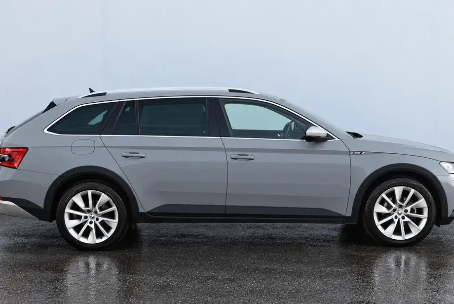 Škoda Superb III 2.0 TDI 4X4 DSG Scout — imagine 8