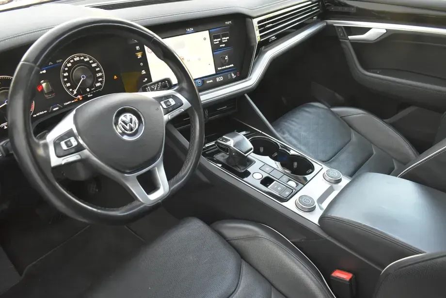 Volkswagen Touareg V6 TDI Elegance — imagine 6