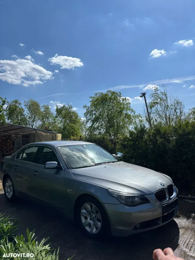BMW Seria 5 E60/E61 [2003 - 2010] — imagine 4