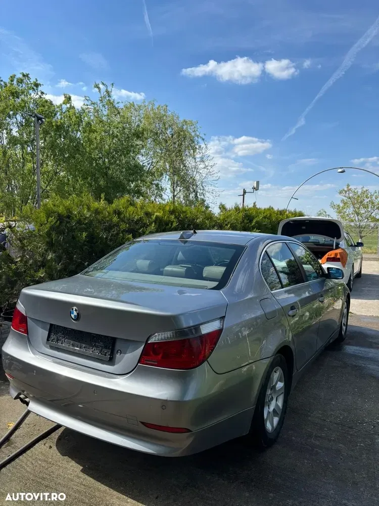 BMW Seria 5 E60/E61 [2003 - 2010] — imagine 3