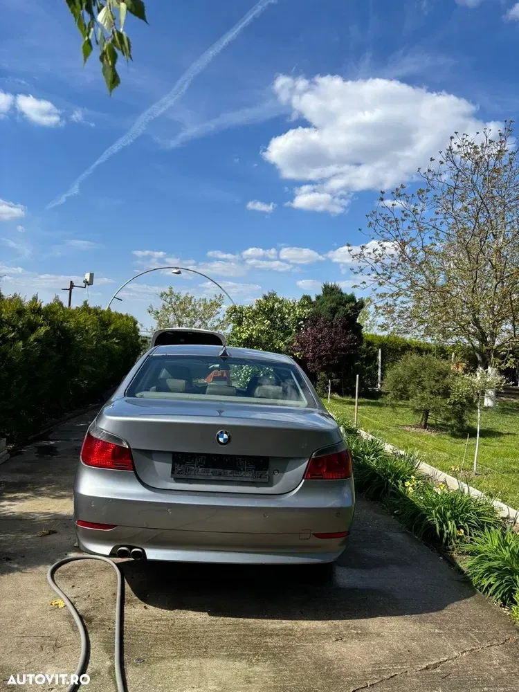 BMW Seria 5 E60/E61 [2003 - 2010] — imagine 5