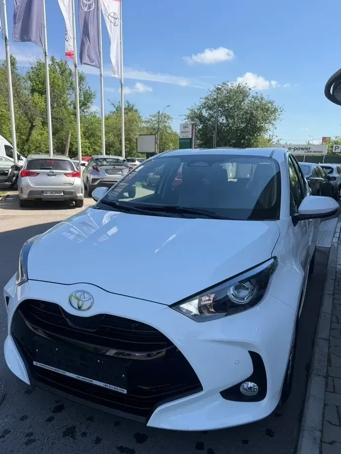 Toyota Yaris 1.5 116 CP HEV Active — imagine 4