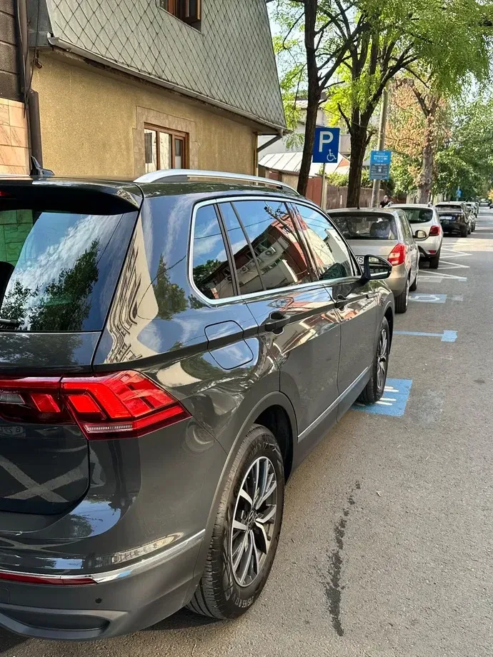 Volkswagen Tiguan — imagine 2