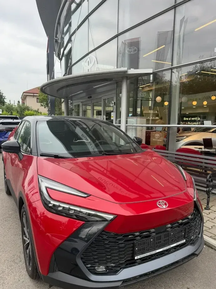 Toyota C-HR 1.8 HEV 140 CP 4x2 CVT Exclusive — imagine 3