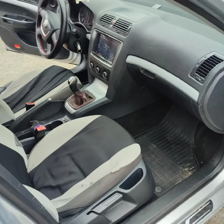 Škoda Octavia II — imagine 6