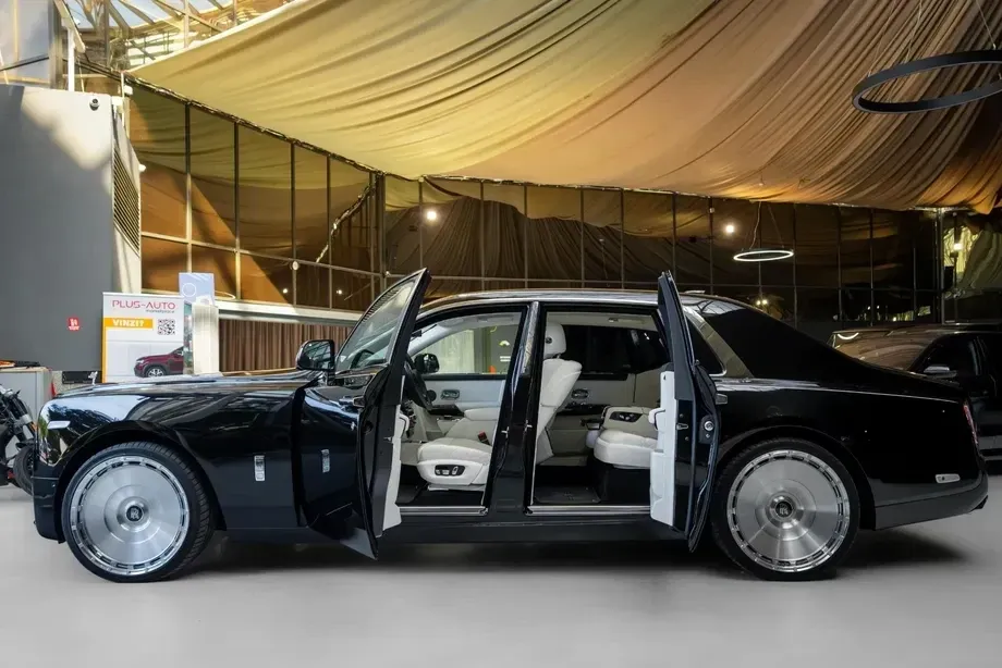 Rolls-Royce Phantom — imagine 8