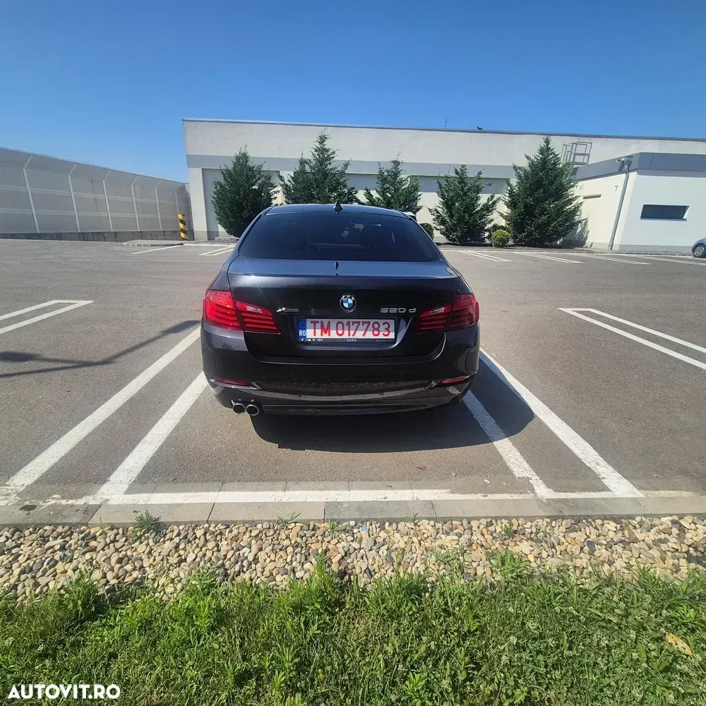 BMW Seria 5 F10/F11/F07 [2010 - 2017] 520d xDrive Aut. — imagine 6