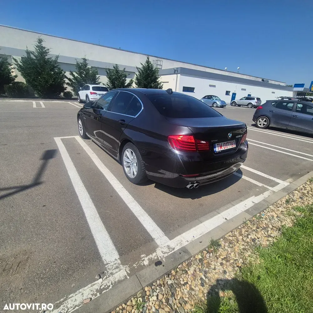 BMW Seria 5 F10/F11/F07 [2010 - 2017] 520d xDrive Aut. — imagine 5