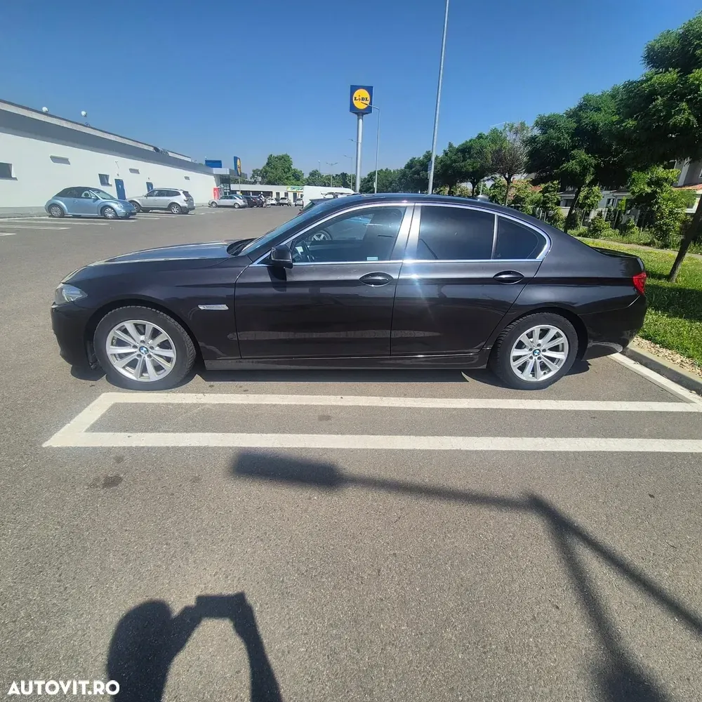 BMW Seria 5 F10/F11/F07 [2010 - 2017] 520d xDrive Aut. — imagine 4