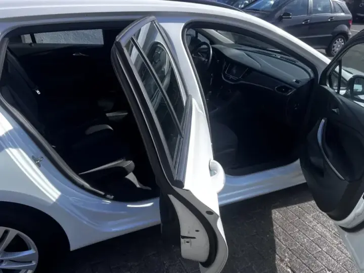 Opel Astra K