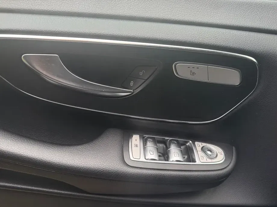 Mercedes-Benz V — imagine 9