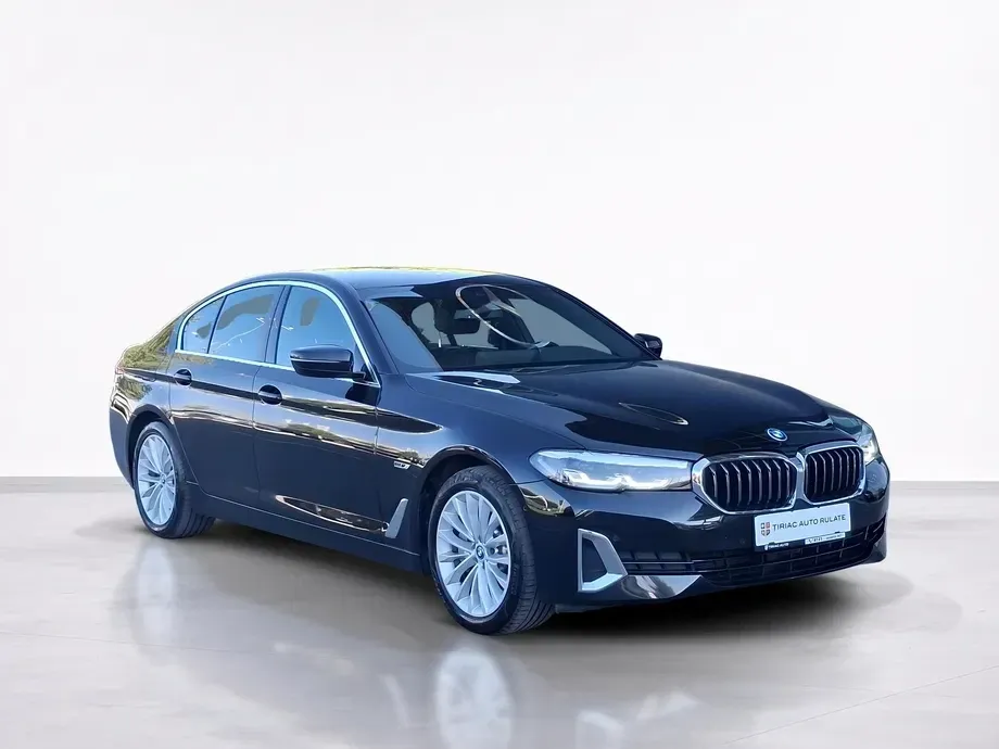 BMW Seria 5 G30/G31 530e xDrive Aut. Luxury Line — imagine 8