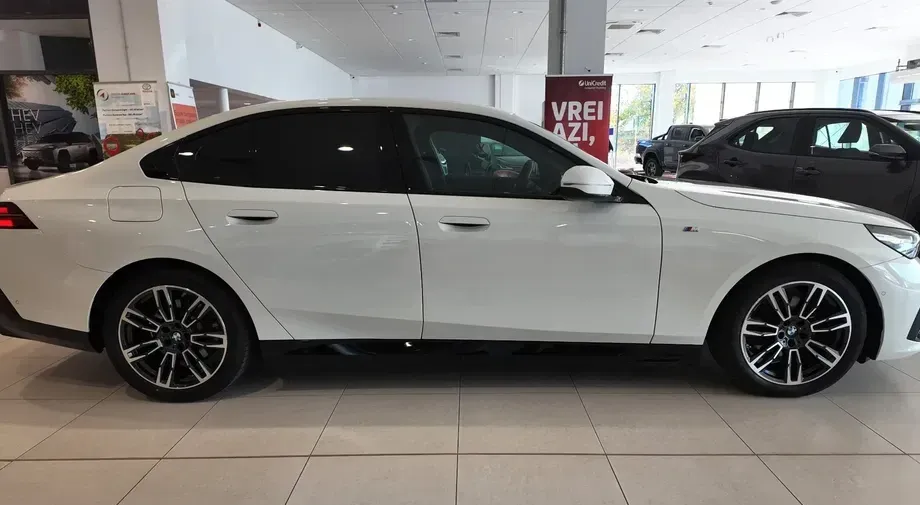 BMW Seria 5 G30/G31 530e xDrive AT PHEV — imagine 8