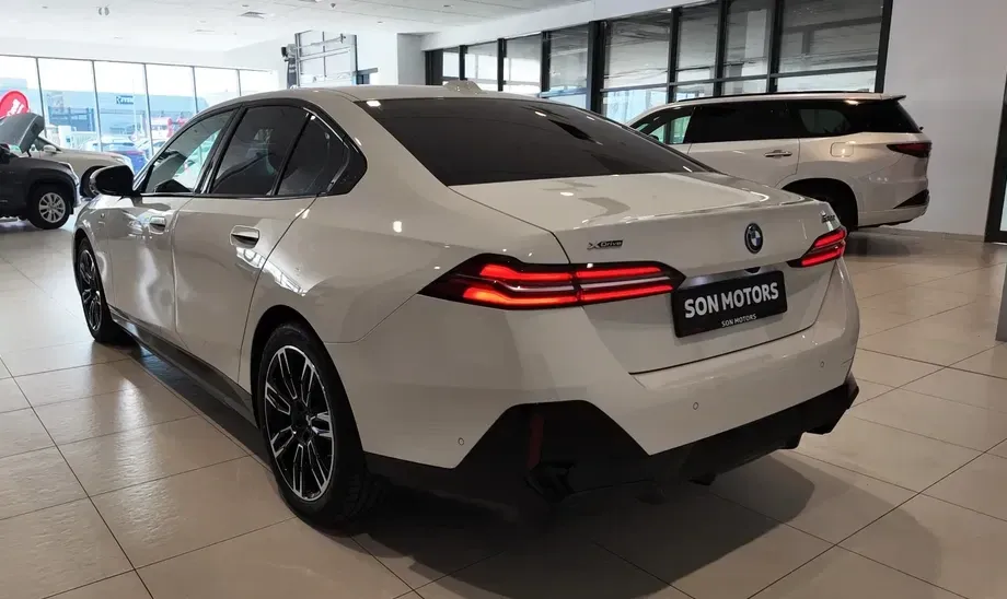 BMW Seria 5 G30/G31 530e xDrive AT PHEV — imagine 4