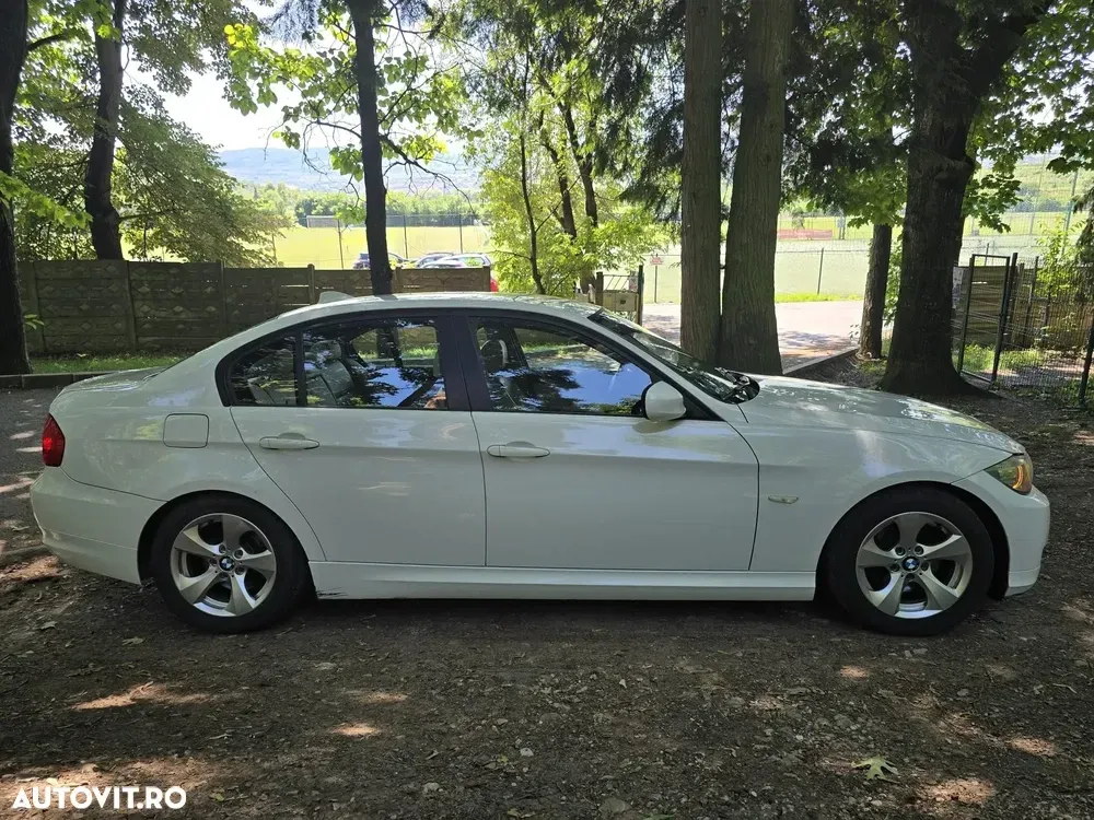 BMW Seria 3 E90/E91/E92/E93 [2005 - 2013] — imagine 3