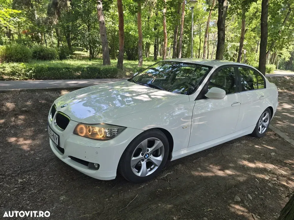 BMW Seria 3 E90/E91/E92/E93 [2005 - 2013] — imagine 2
