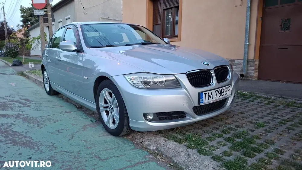 BMW Seria 3 E90/E91/E92/E93 [2005 - 2013] 318d — imagine 4