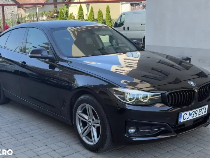 BMW Seria 3 F30/F31/F34 [2011 - 2019] 320d Aut. Sport Line