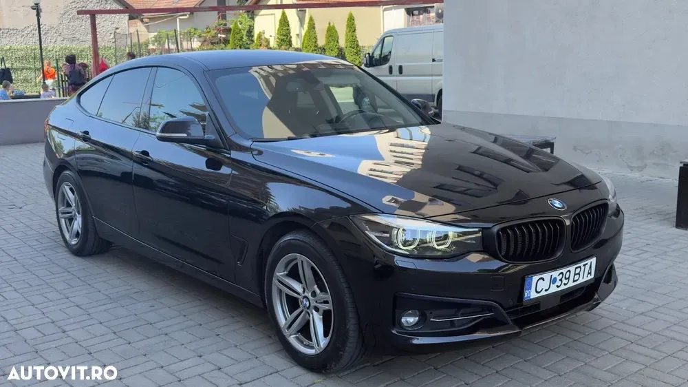 BMW Seria 3 F30/F31/F34 [2011 - 2019] 320d Aut. Sport Line — imagine 2