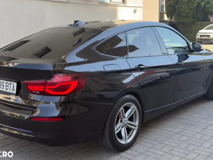 BMW Seria 3 F30/F31/F34 [2011 - 2019] 320d Aut. Sport Line