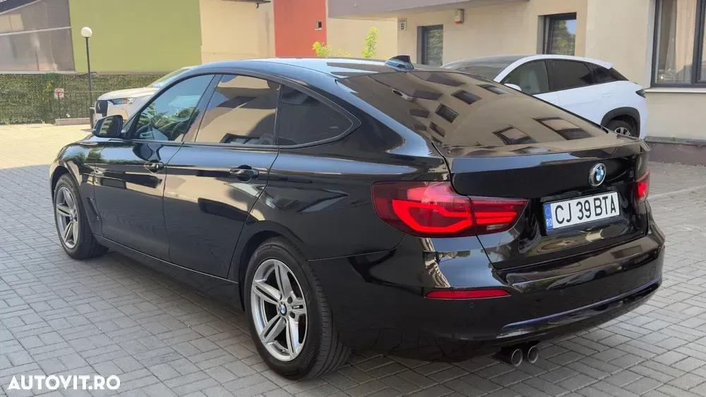BMW Seria 3 F30/F31/F34 [2011 - 2019] 320d Aut. Sport Line — imagine 5