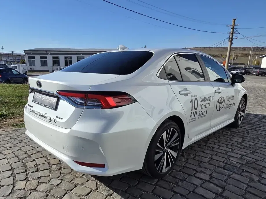 Toyota Corolla XII 1.8 HSD Dynamic — imagine 10