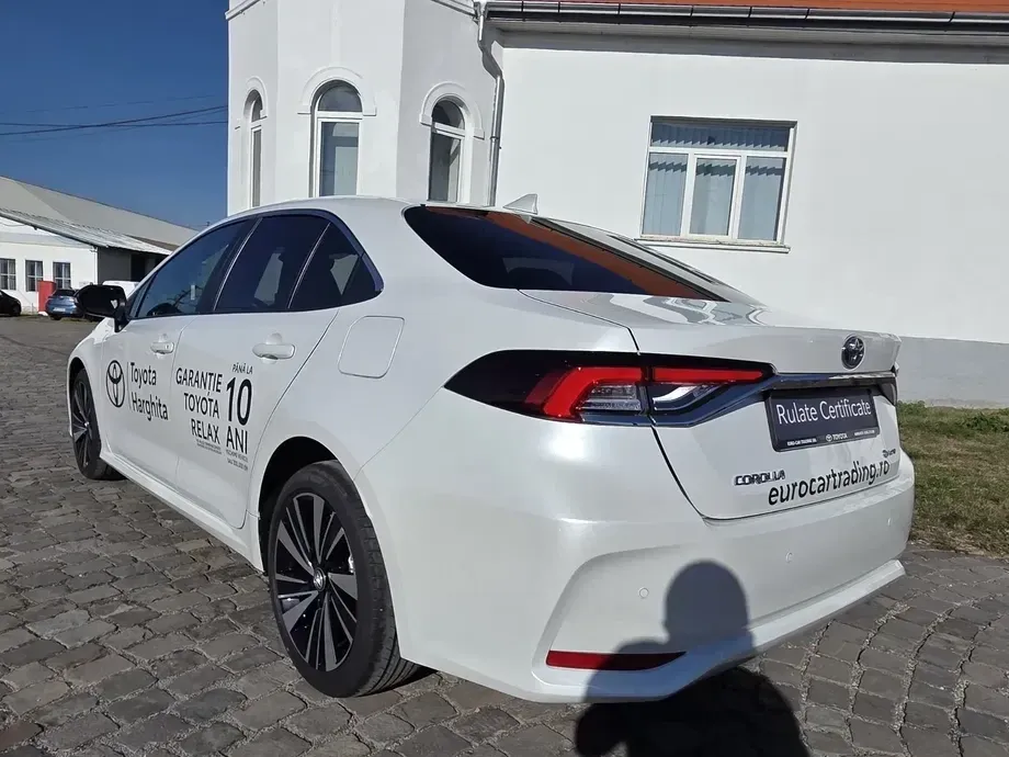 Toyota Corolla XII 1.8 HSD Dynamic — imagine 9
