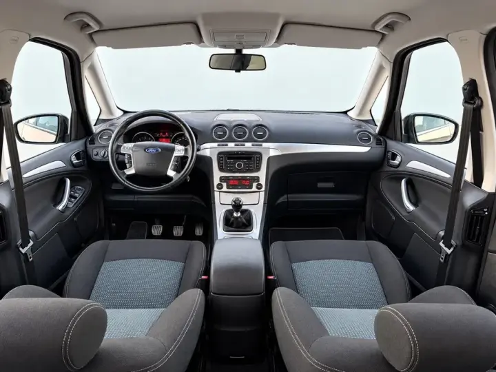 Ford Galaxy II