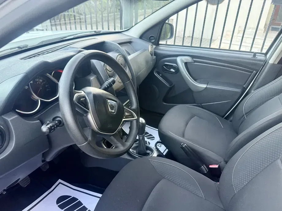 Dacia Duster I SCe 115 2WD Comfort — imagine 10