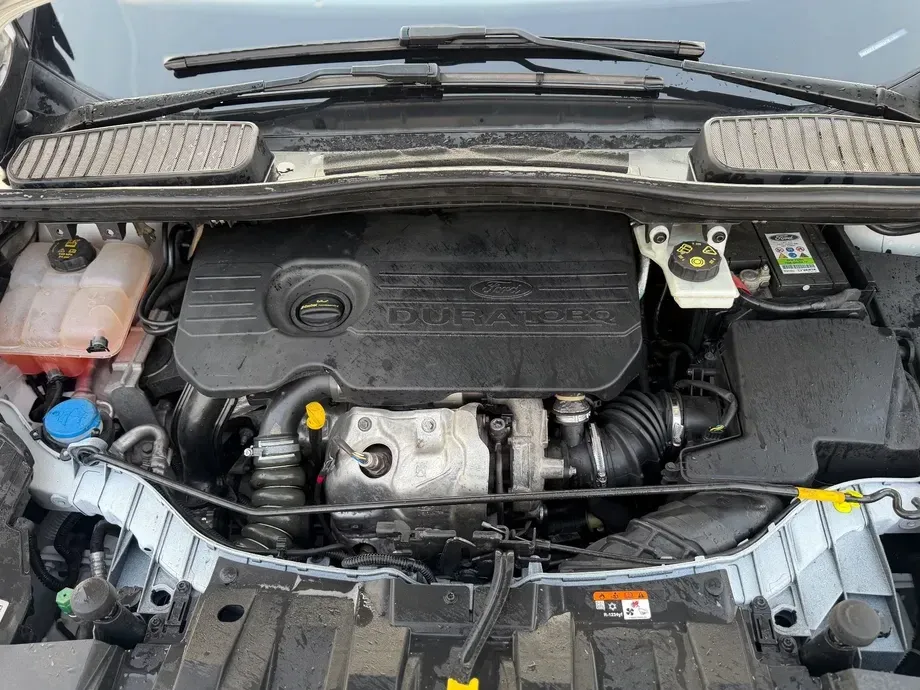 Ford Grand C-Max — imagine 10