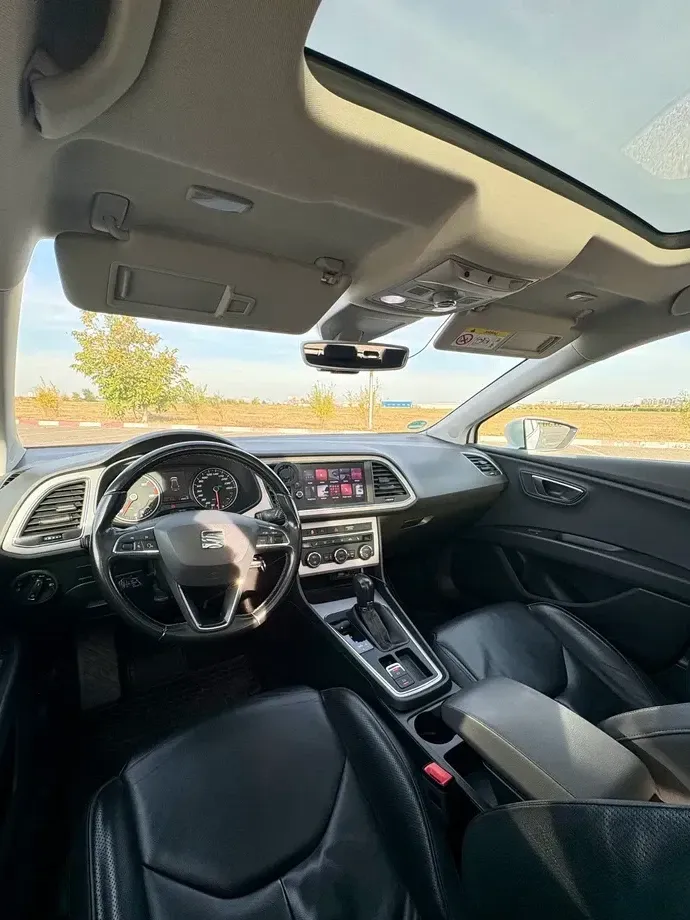 Seat Leon III 1.6 TDI Start&Stop DSG Style — imagine 5