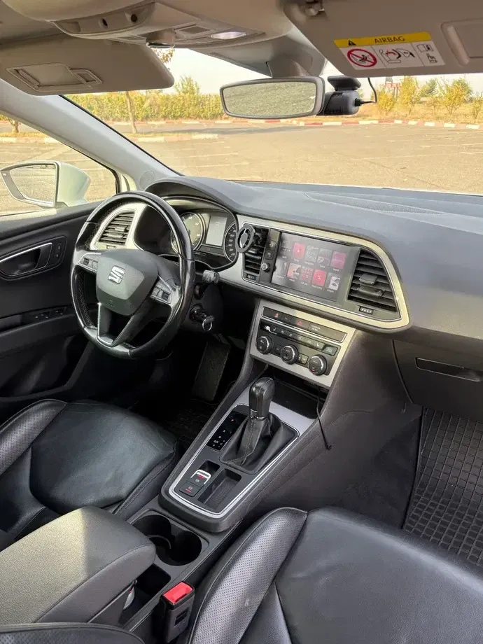 Seat Leon III 1.6 TDI Start&Stop DSG Style — imagine 6