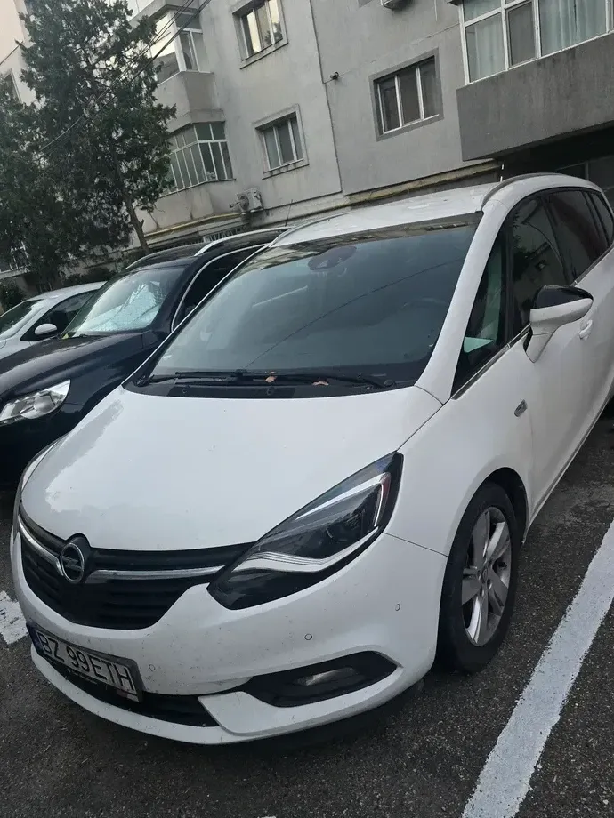 Opel Zafira C — imagine 5