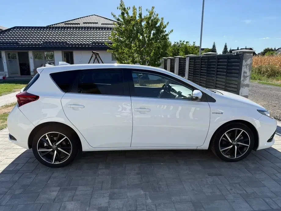 Toyota Auris — imagine 8
