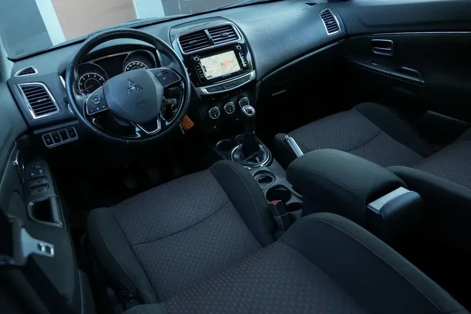 Mitsubishi ASX 1.6 2WD Intense — imagine 6