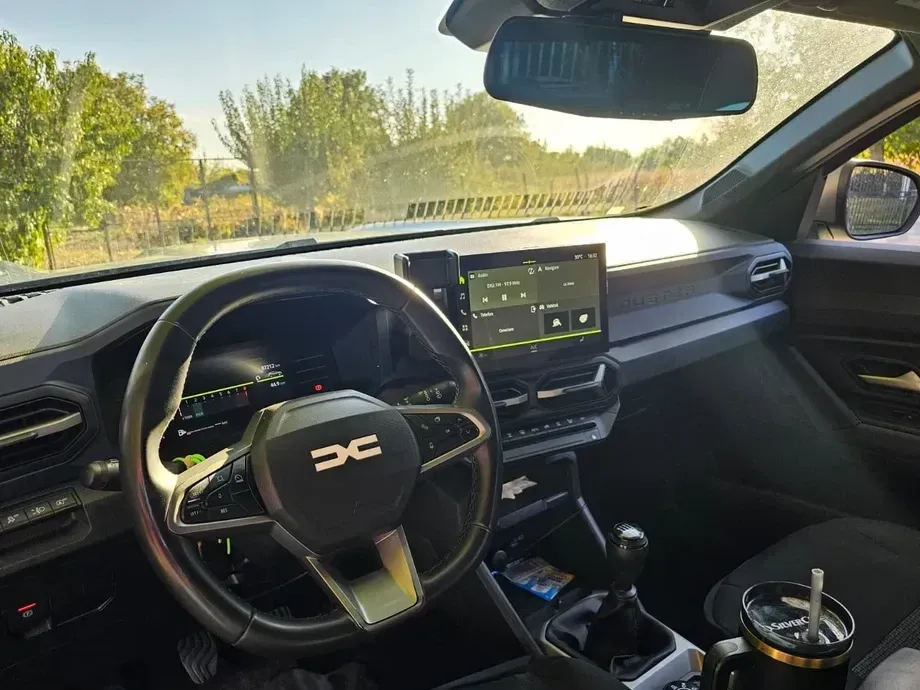 Dacia Duster III TCe 130 4X4 MHEV Extreme — imagine 4