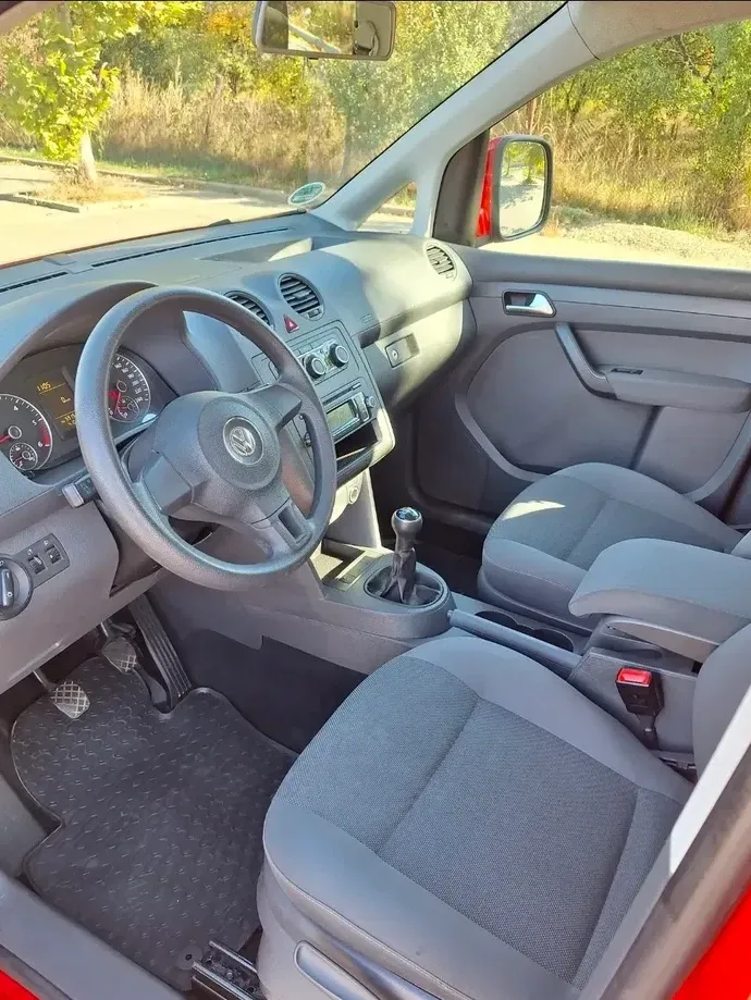 Volkswagen Caddy — imagine 7