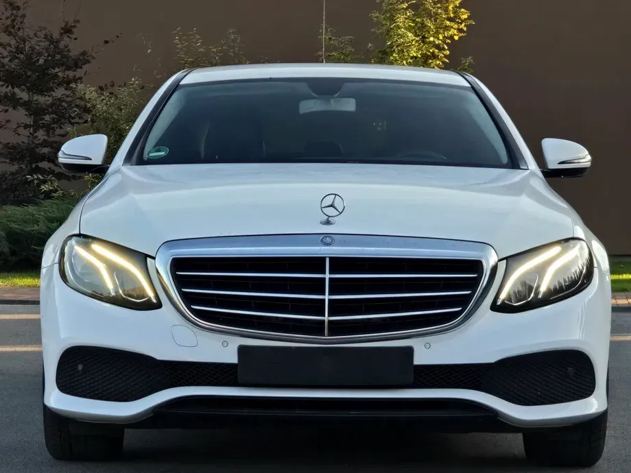 Mercedes-Benz E W213 200 d T-Modell Aut — imagine 9