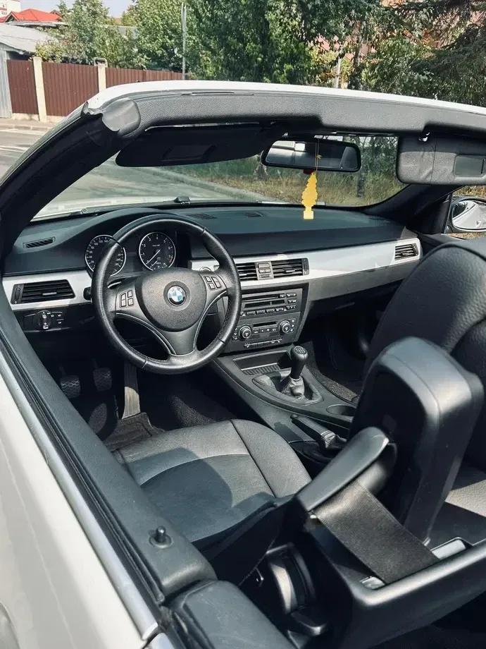 BMW Seria 3 E90/E91/E92/E93 320Ci — imagine 4