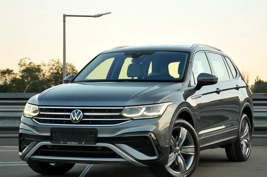 Volkswagen Tiguan II 2.0 TDI SCR 4MOTION DSG Elegance — imagine 2