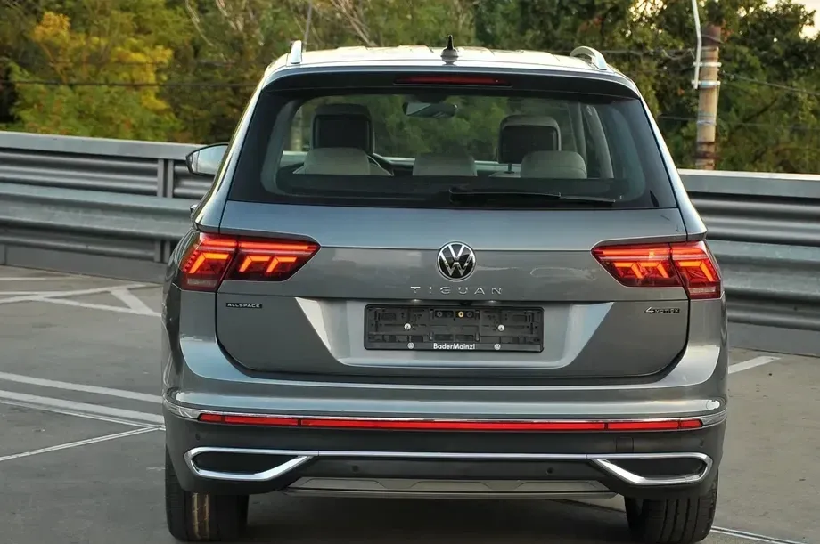 Volkswagen Tiguan II 2.0 TDI SCR 4MOTION DSG Elegance — imagine 10